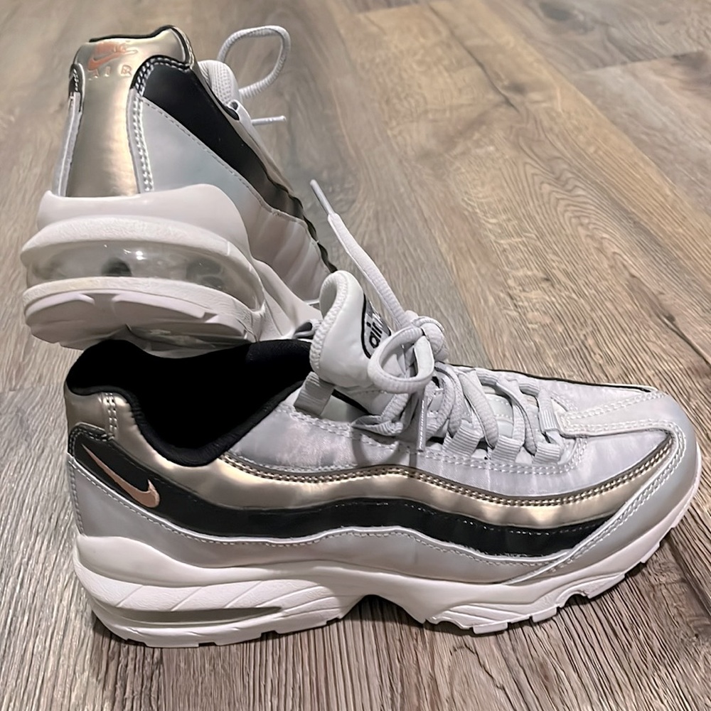 Nike Air